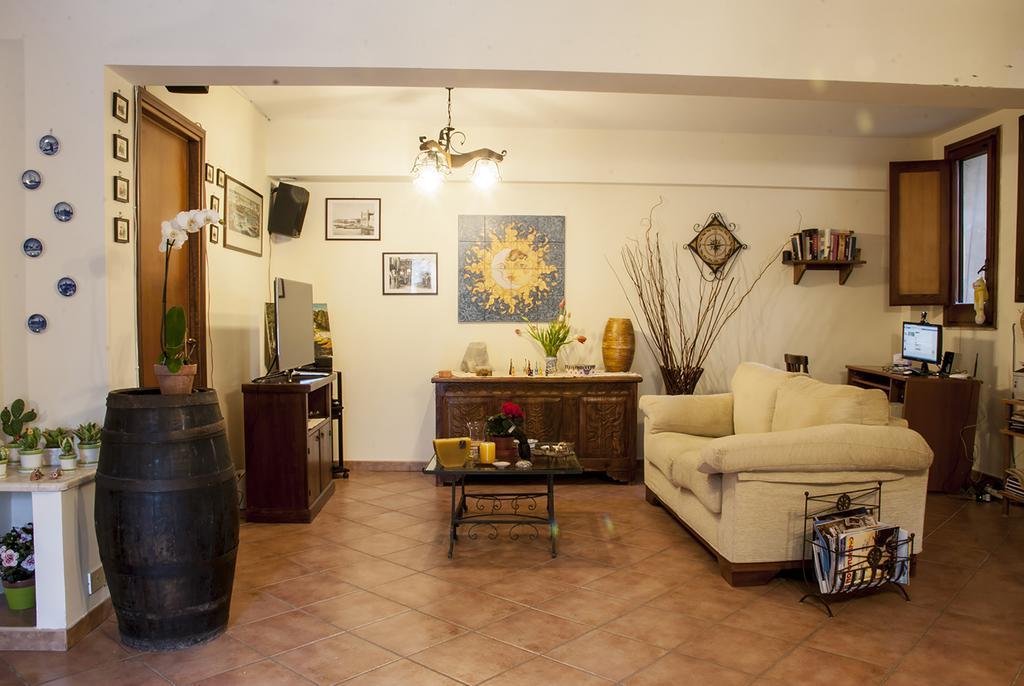 Bed And Breakfast Maria สโกเปลโล ภายนอก รูปภาพ